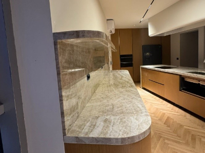 Arredim total, Kuzhine gatimi dhe ishull Arredim total, Kuzhine gatimi dhe ishull